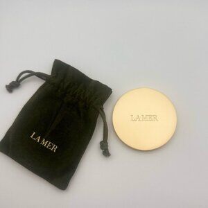 La Mer Luxury Rose Gold Compact Mirror With Velvet Pouch